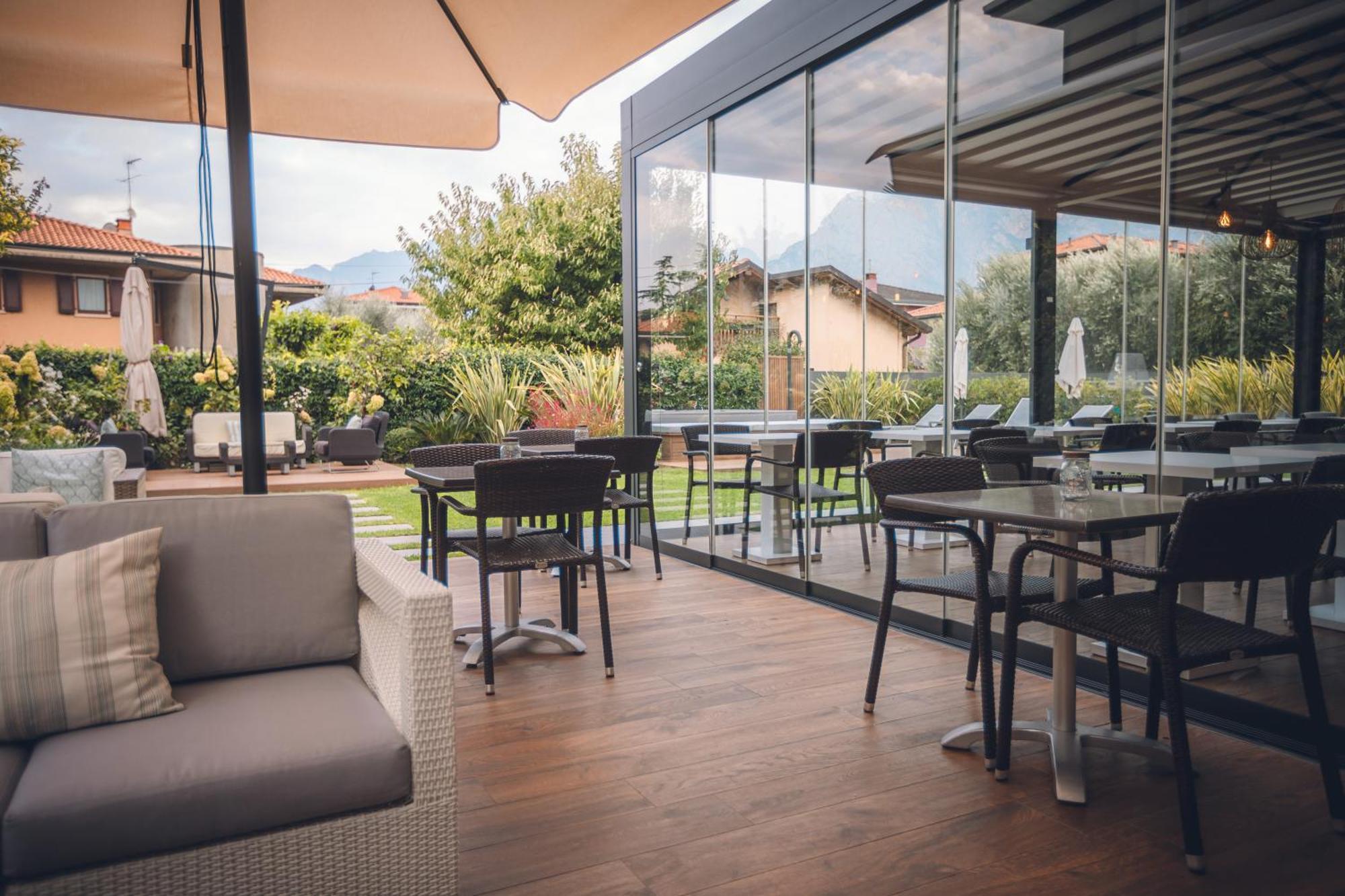 נאגו Hotel Villa Alberta מראה חיצוני תמונה
