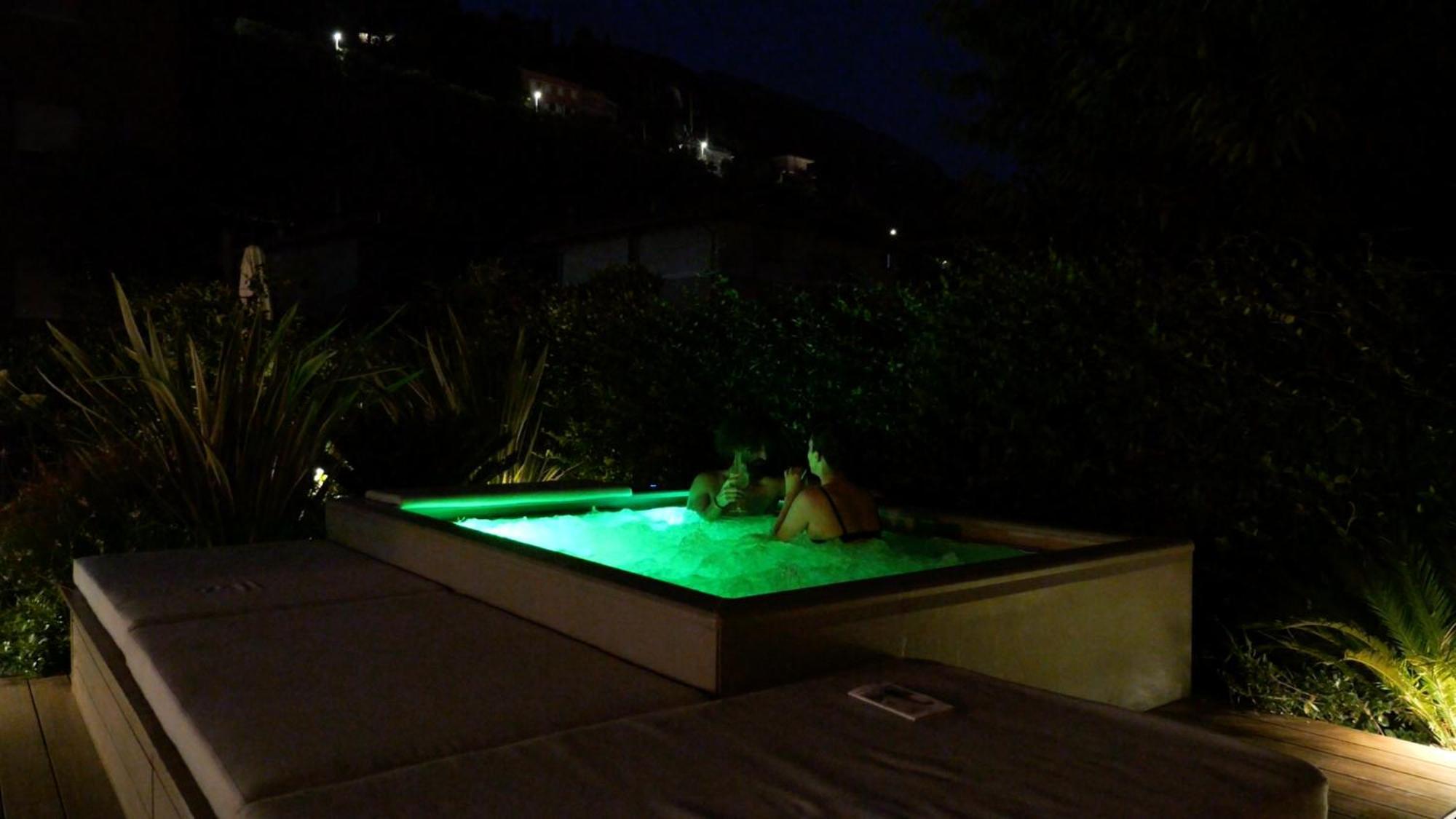 נאגו Hotel Villa Alberta מראה חיצוני תמונה