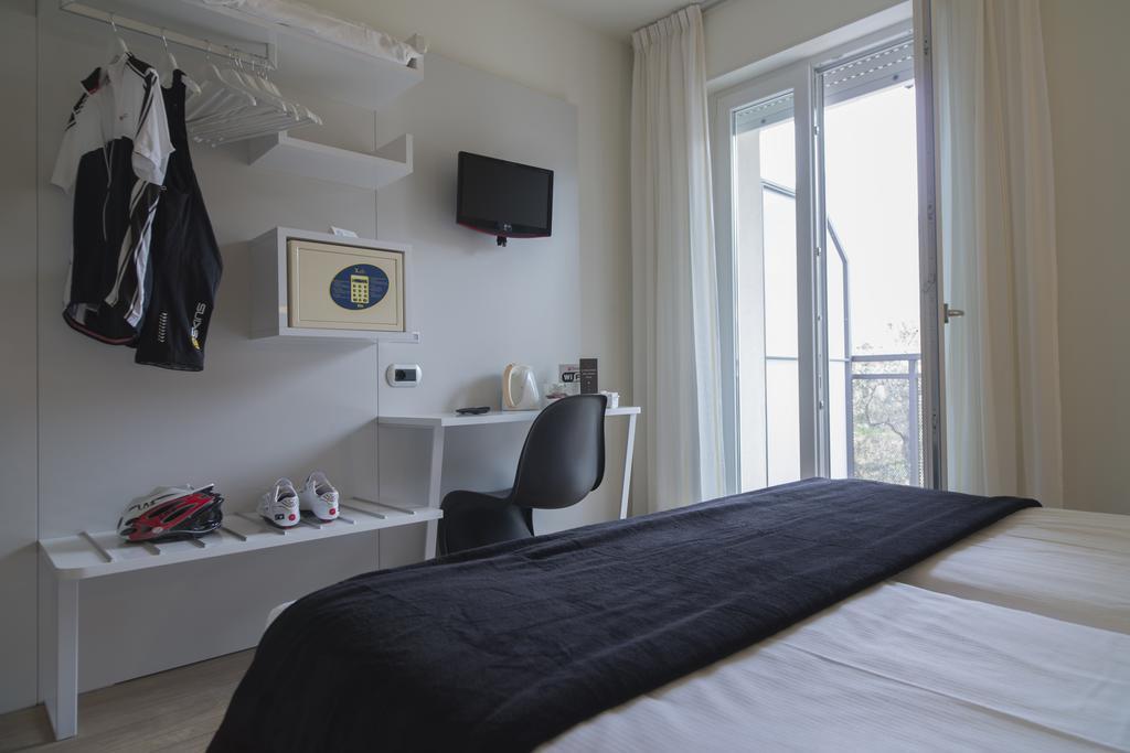 נאגו Hotel Villa Alberta מראה חיצוני תמונה