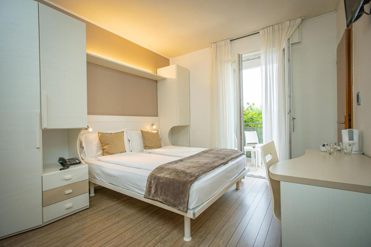 נאגו Hotel Villa Alberta מראה חיצוני תמונה